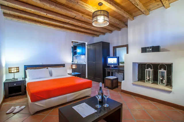غرفة سوبيريور بسرير كوين، The Varos Residences Hotel 2/10