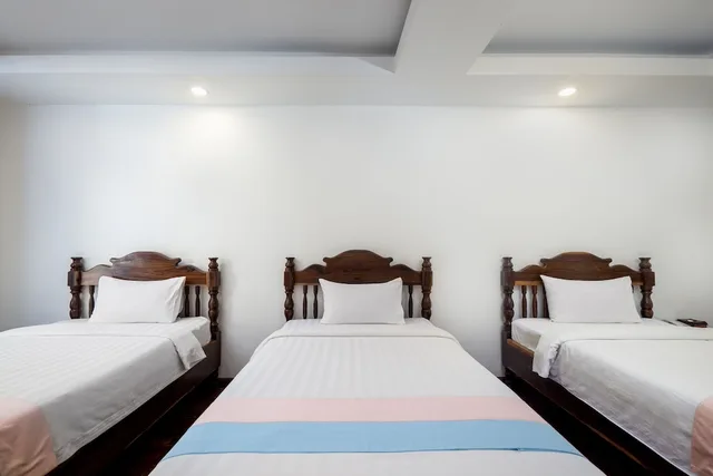 غرفة ديلوكس ثلاثية بثلاثة أسرّة، La Residence WatBo Hotel 9/10