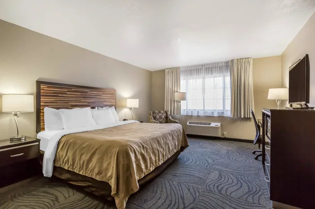 Deluxe, King Bed, Quality Inn Fallbrook I 15 2/5