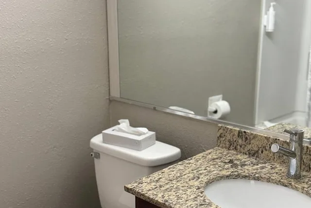 غرفة بسرير كينج، Travelodge By Wyndham Lakeland 9/10