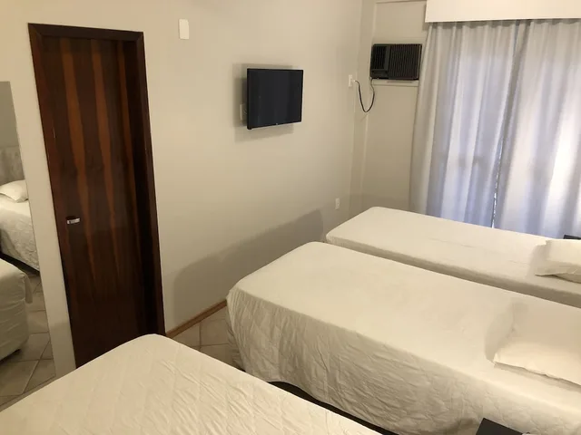 غرفة ثلاثية، Hotel Brasil Express 2/2