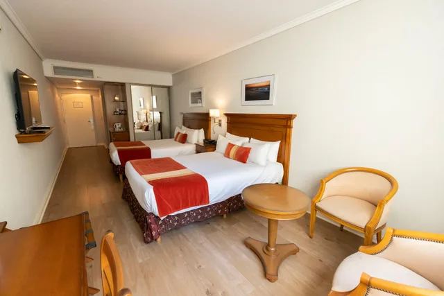 غرفة سوبيريور بسرير مزدوج بإطلالة، Blank Hotel Recoleta 1/10