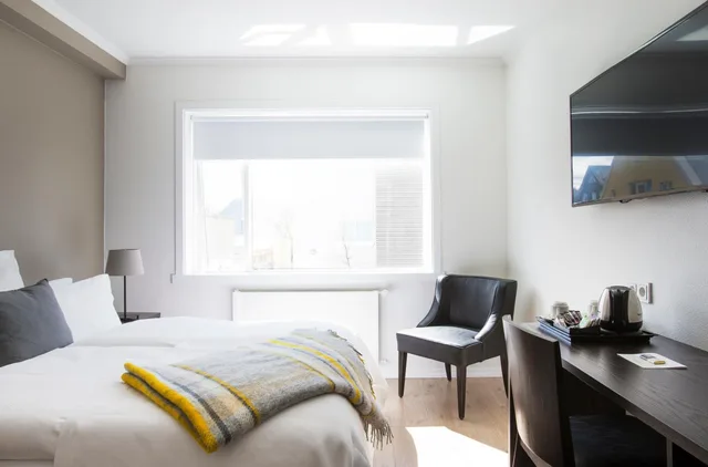 Room, Double or Twin Bed, Hotel Odinsve 6/10