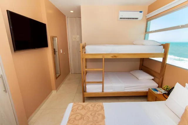 غرفة رباعية، Hotel Aixo Suites By Geh Suites 2/4
