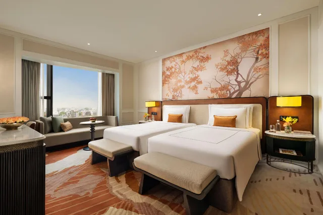 غرفة ديلوكس بسريرين منفصلين، Taj Palace Lucknow 1/1