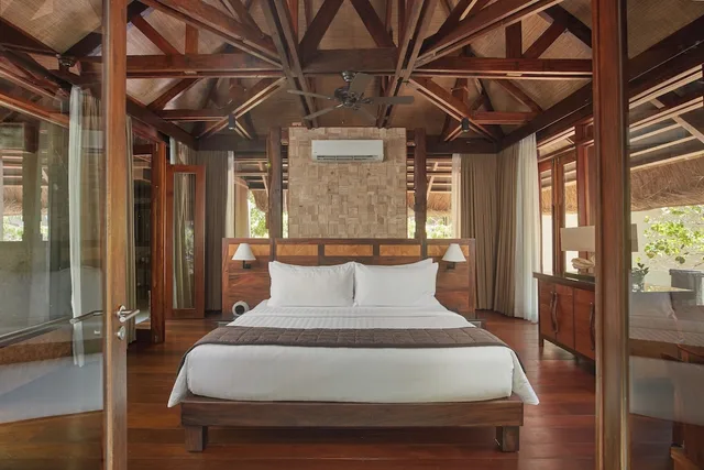 Casita, Forest, King Bed، Two Seasons Coron Island Resort 1/2