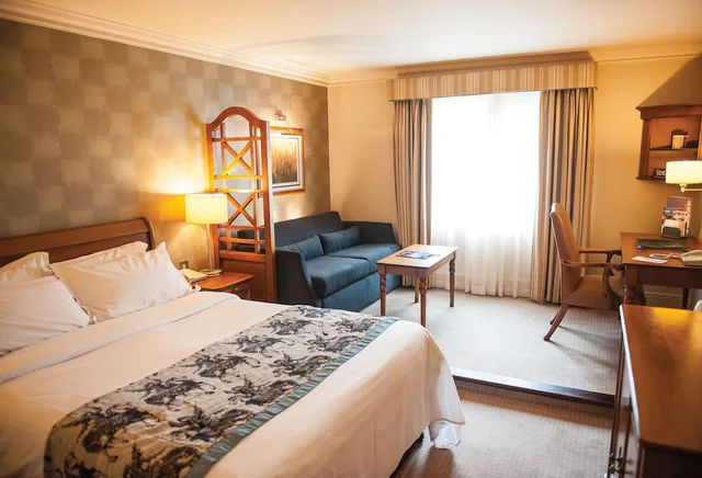 Room, Double Bed, Kettering Park Hotel And Spa 1/7