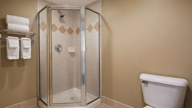 غرفة قياسية بسريرين كوين، Best Western Crossroads Of The Bluffs 3/3