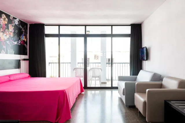 غرفة قياسية بسرير مزدوج، Ibiza Rocks Hotel - Adults Only 2/2