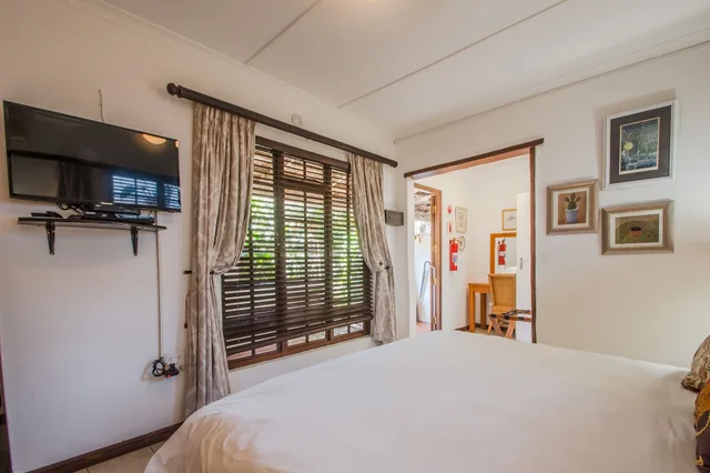 Room 2, Double or Twin Bed، Honeypot Guesthouse 1/3