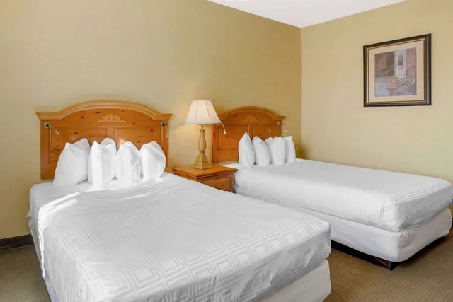 غرفة قياسية بسريرين كوين لذوي الإعاقة، Best Western Plus Revere Inn & Suites 3/7