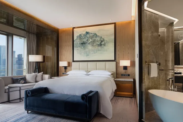 جناح استوديو كلوب بشرفة بغرفة نوم واحدة، Sheraton Zhuhai Hotel 1/4