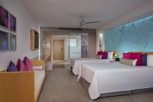 Xcelerate, Junior Suite, 2 Double Beds, Tropical View، Breathless Riviera Cancun Resort & Spa - Adults Only 2/4