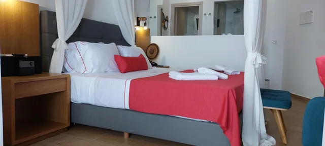 Honeymoon, Suite, Sea Side, Private Pool، Cavo Orient Beach Hotel 1/7