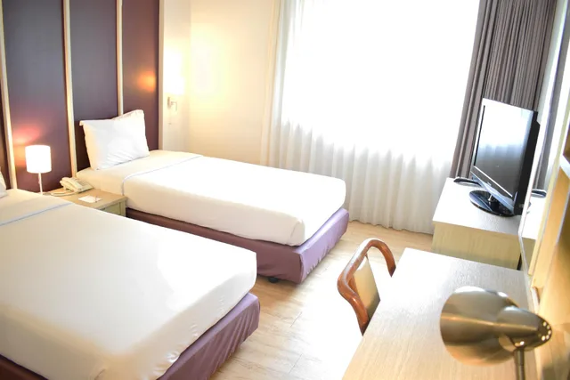 غرفة سوبيريور بسريرين، Trang Hotel Bangkok 2/4