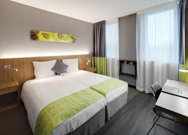 غرفة سوبيريور بسريرين منفصلين، Best Western Hotel Brussels South 1/2