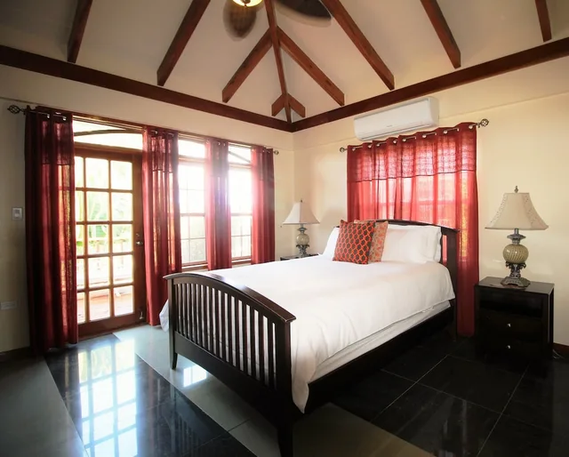 2 Bedrooms, Supreme, Luxury, Villa, King and Queen Bed, Ocean Front، Chabil Mar Resort 2/3