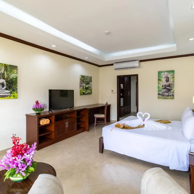 Deluxe, King Bed, Pool Access، Thai Garden Resort 5/10