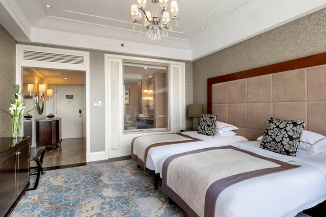 Select, Twin Beds، Sea View Garden 4/6