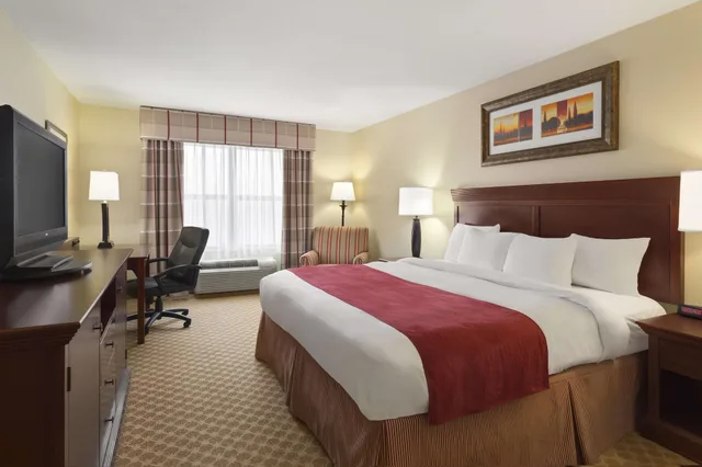 غرفة بسرير كينج لذوي الإعاقة، Comfort Inn & Suites Dothan Northside Plaza 1/10