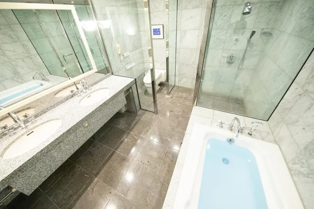 جناح ملكي، Hotel Nikko Oita Oasis Tower 5/9
