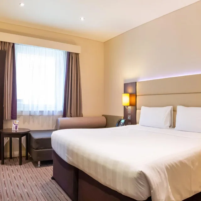 Connecting, Family, Premier Inn Dubai Al Jaddaf 3/6