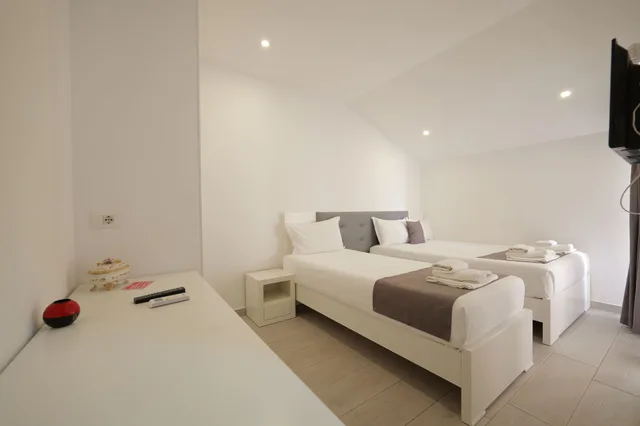 غرفة ثلاثية بشرفة، Vila Era Beach 2/9