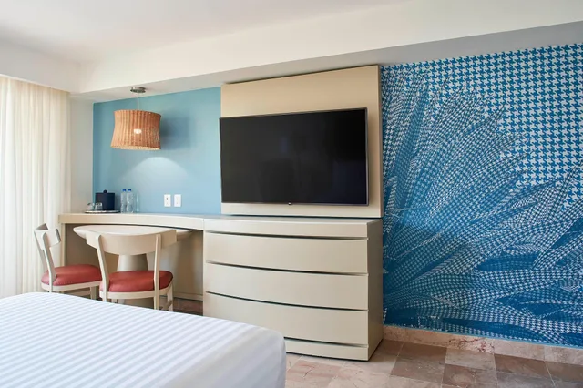 Guest Room, King Bed, Ocean Front، Marriott Puerto Vallarta Resort and Spa (ex Casa Magna Marriott Puerto Vallarta Resort and Spa) 2/6
