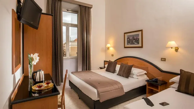 غرفة قياسية ثلاثية، Hotel Sonya 5/10