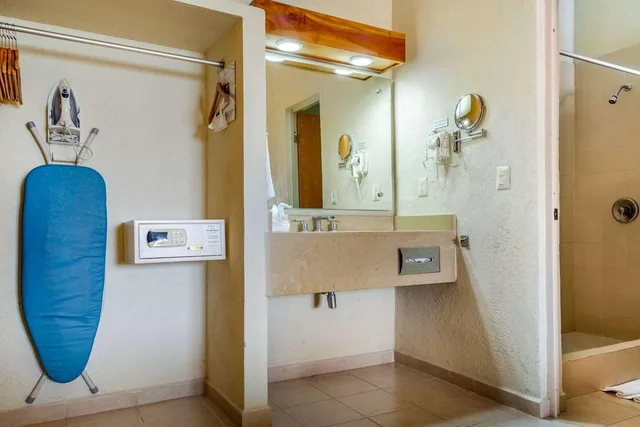 Efficiency, Suite, 2 Double Beds، Comfort Inn Puerto Vallarta Golfside & Marina 5/5