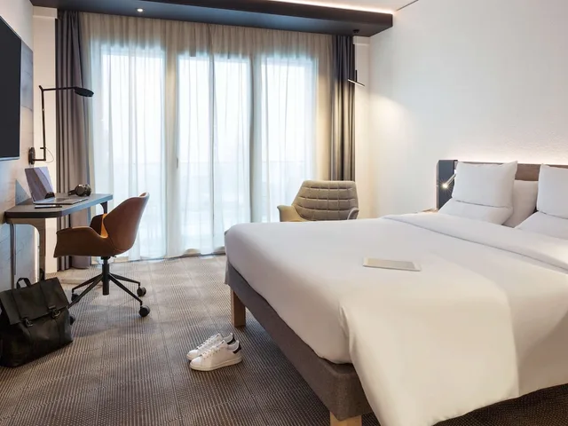 غرفة سوبيريور بسريرين منفصلين، NOVOTEL LAUSANNE BUSSIGNY 3/8