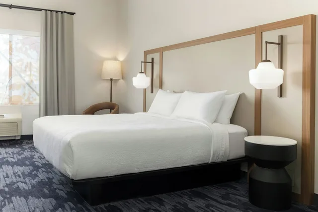Studio, King Bed, Accessible, Wingate By Wyndham Spokane 3/7