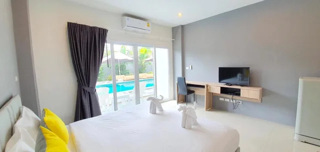Grand, Deluxe, Pool Side، Big Buddha Hill Side 2/2