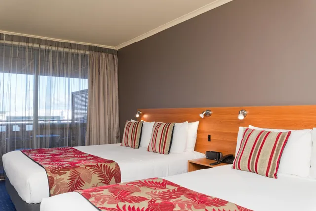 غرفة متصلة سوبيريور بسريرين كوين، Heartland Hotel Auckland Airport 1/7