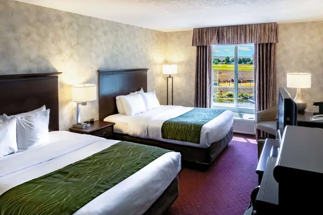 غرفة قياسية بسريرين كوين، Comfort Inn & Suites Walla Walla 2/10