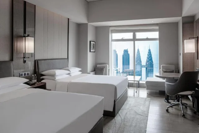 غرفة ديلوكس بسريرين منفصلين بإطلالة على النهر، Chongqing Marriott Hotel 5/9