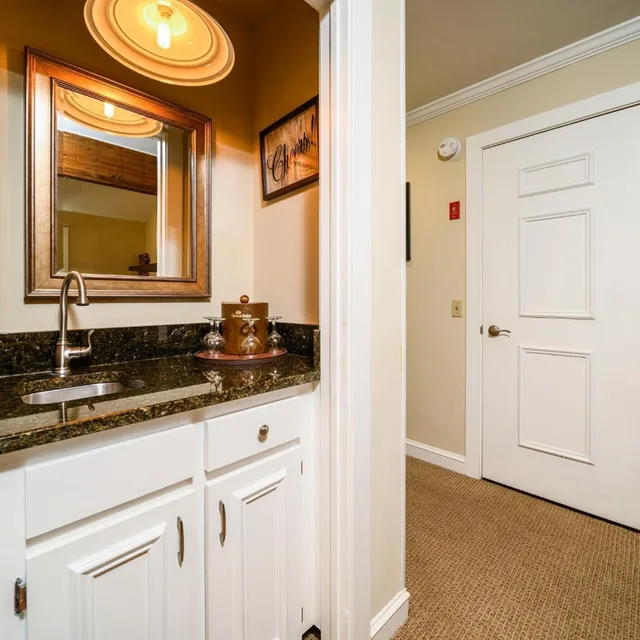 3 Bedrooms, House، Stoweflake Mountain Resort Spa 8/8