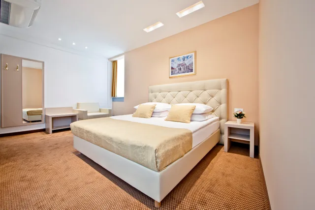 غرفة سوبيريور بسرير كينج، Central Hotel Zagreb 2/7