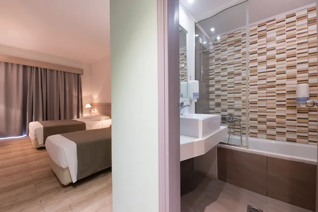 Duplex, Standard, Double and Twin Beds, Adult Only، Akti Beach Club 2/2