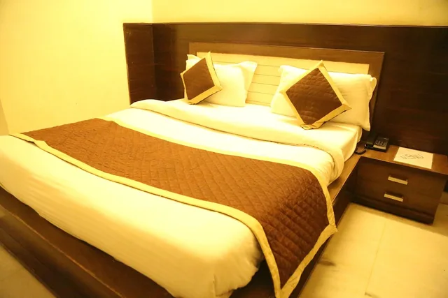 غرفة ديلوكس بسرير مزدوج، Hotel Sagun 2/3