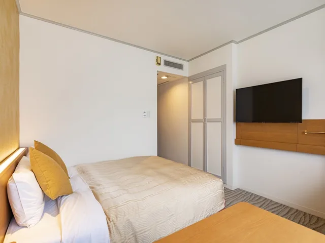 Premium, Queen Bed, City Side، Nishitetsu Inn Fukuoka 5/9