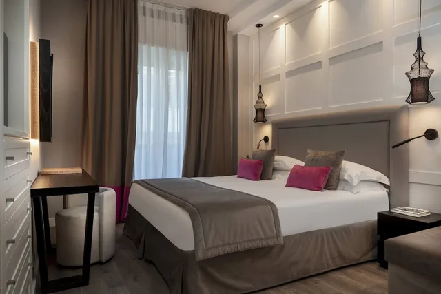 غرفة تنفيذية بسرير كينج وسرير فردي، Lungomare Hotel 2/4