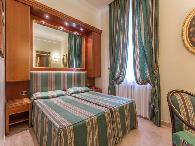 غرفة قياسية بسرير مزدوج أو سريرين منفصلين، Raeli Hotel Luce 7/10