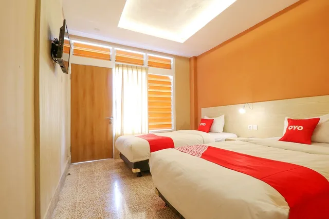 غرفة قياسية بسريرين منفصلين، OYO 1384 Pulau Bali Hotel 1/4
