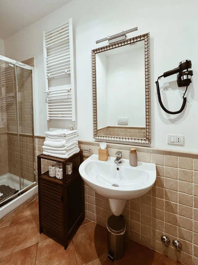 غرفة تنفيذية، Residenza Sciarra 6/8