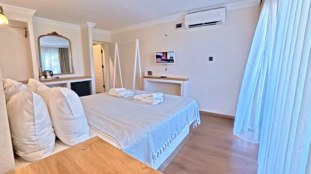 غرفة قياسية بسرير كوين، Cunda Dalyan Otel 2/7