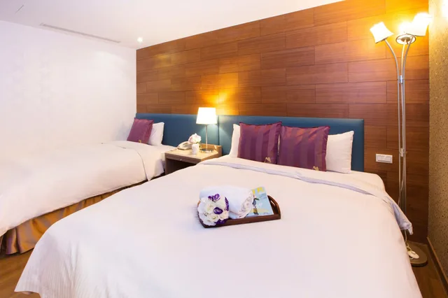 Superior, Triple, 1 Double and 1 Single Bed, No Window، Muzik Hotel Ximen Station Branch 1/5