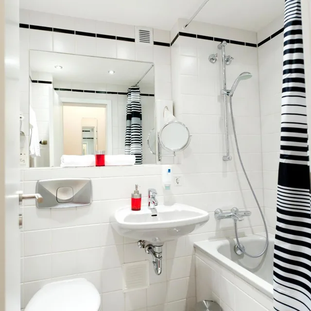 غرفة بسرير كينج بشرفة، Hotel Esplanade 5/5