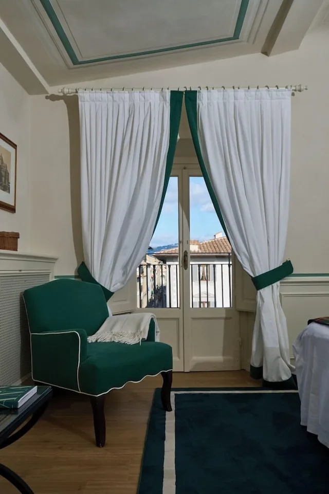 Deluxe, Suite, King Bed, Sofa, Sauna, Palazzo Niccolini Al Duomo 3/3