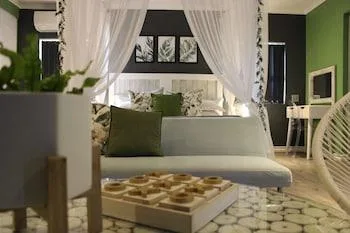 جناح شهر العسل بغرفة نوم واحدة، Cocomo Guesthouse Spa And Conference Centre 1/2